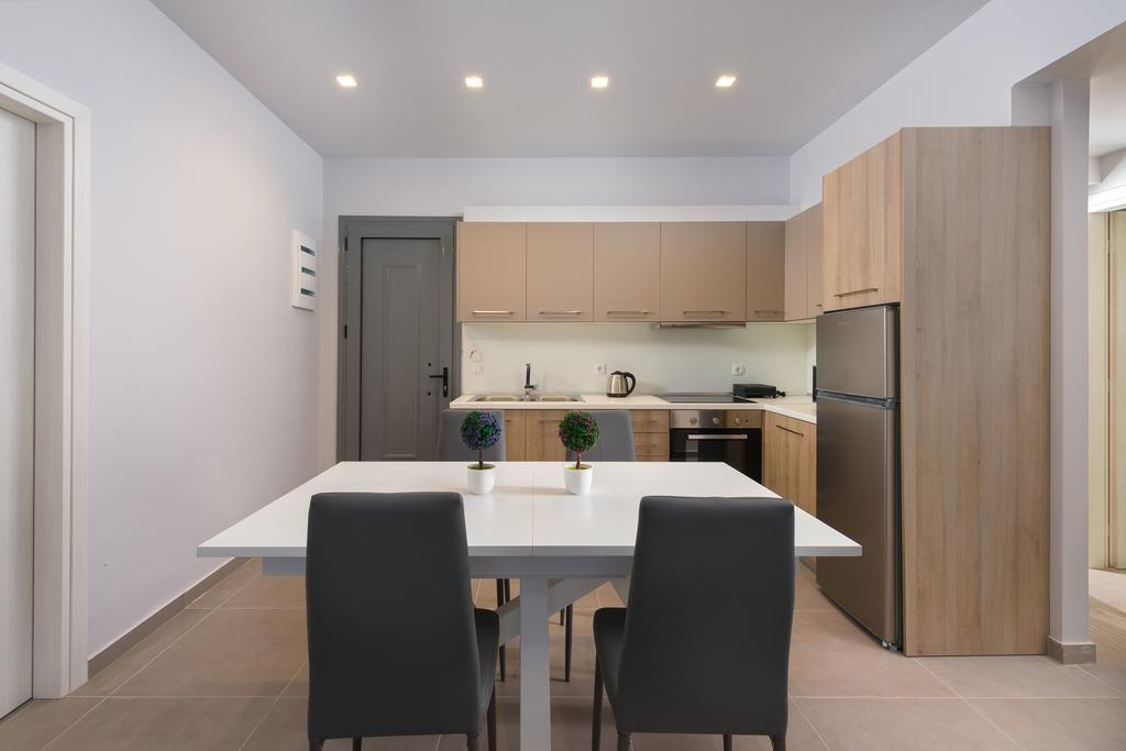 Lardos Luxury Apartments Экстерьер фото